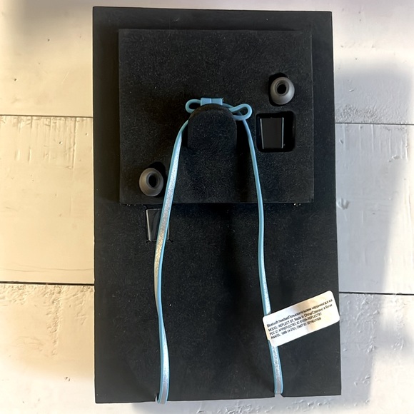 JBL Synchros Reflect BT Wireless Sport Headphones - Picture 4 of 7